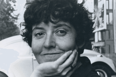 The Dopamine Loop: How Social-Media Feedback Shapes Our Behavior